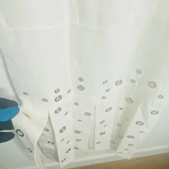 Stasia Alexis Design Sleeveless White Dress for Glamorous Occasions - Picture 7 of 17